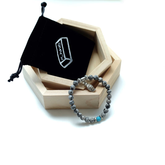 Untroubled: Bracelet - AA-16